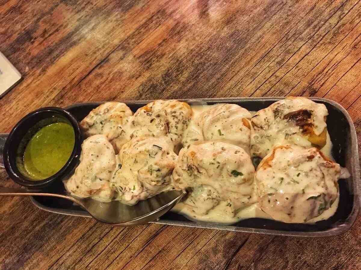 Veg Masala Malai Momos MR